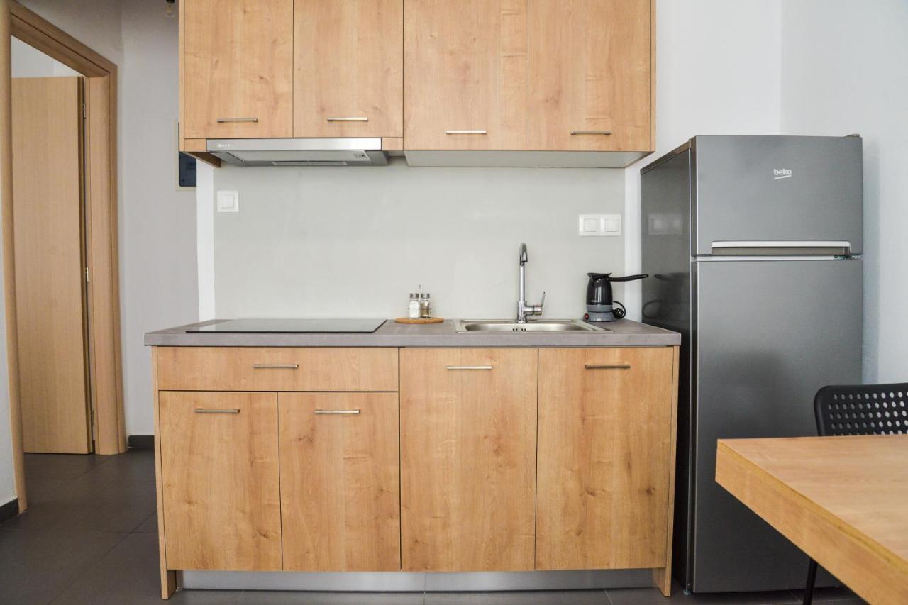 Tzoka'S Apartments 아다마스 외부 사진